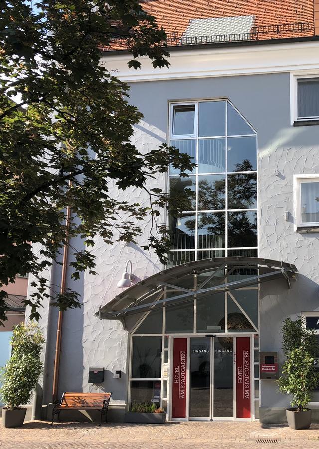 斯塔德花园酒店 博登斯边的拉多夫采尔 外观 照片